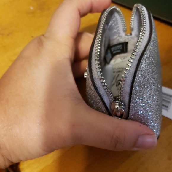 Sold out Michael Kors Coin pouch - Picture 3 of 5